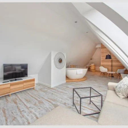 شقة Amazing Big Loft With Seaview 800m To