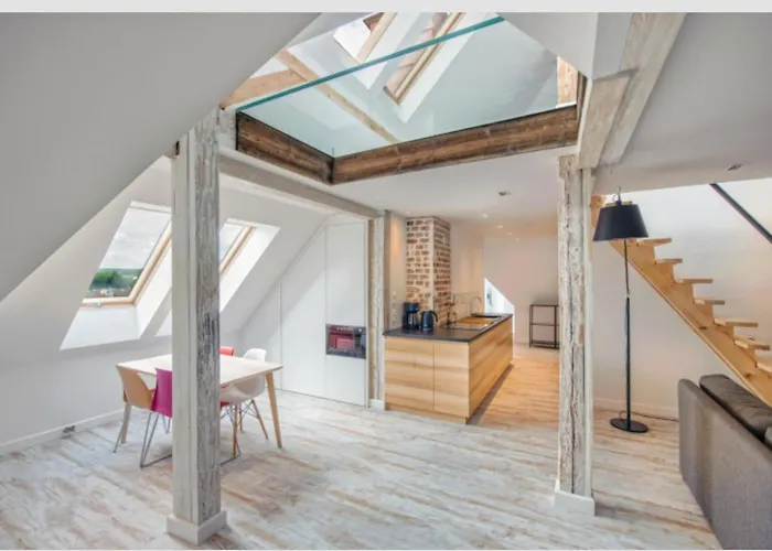 شقة Amazing Big Loft With Seaview 800m To